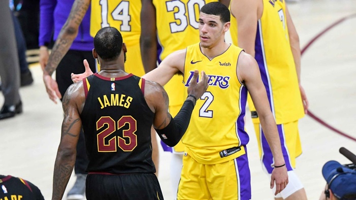 What LeBron Really Told Lonzo Ball on The Court