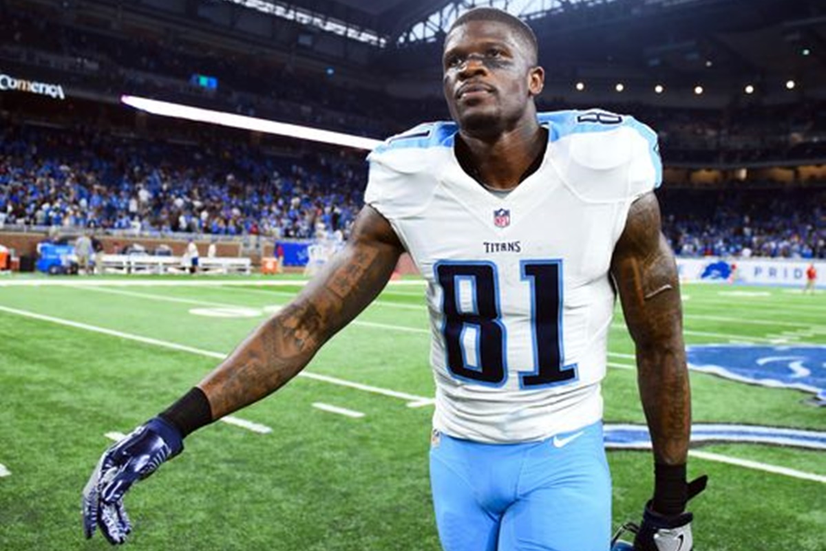 Titans Andre Johnson Retiring After 14 Seasons in NFL