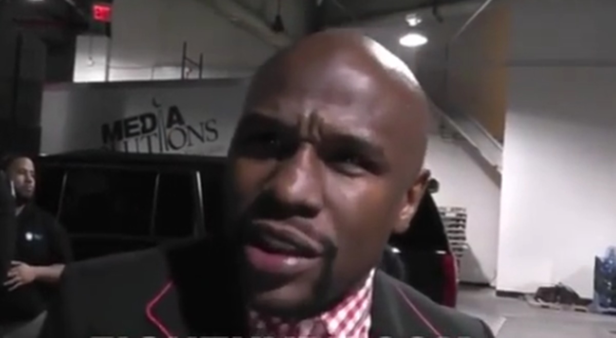 Floyd Mayweather Willing to Coach Ronda Rousey