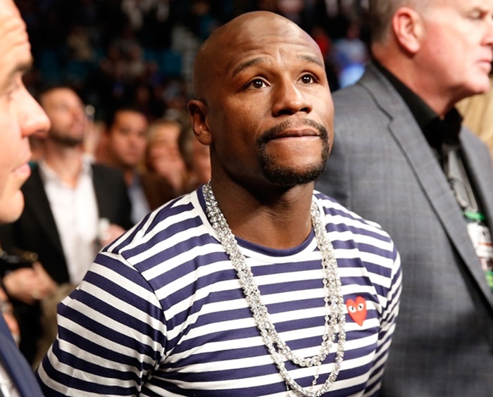 Floyd Mayweather to Fight McGregor: "No More Excuses"