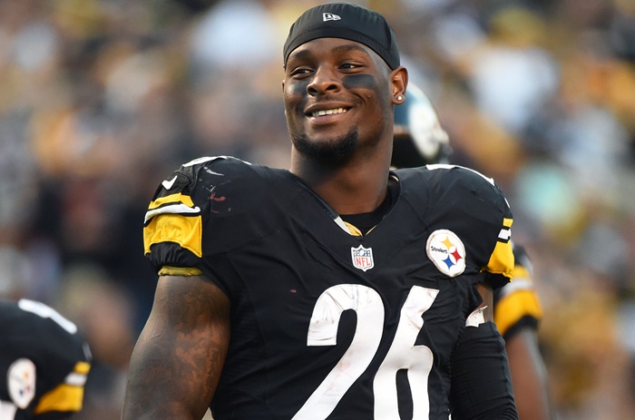 Le’Veon Bell Does Fiancee Dirty
