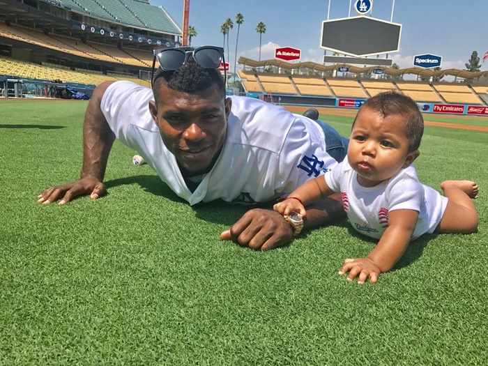 Yasiel Puig Does Gender Reveal for His New Baby