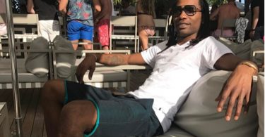 Asante Samuel DRAGS Chris Chambers For Marrying A Stripper