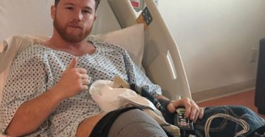 Canelo RIPPED and Tan While Recovering from Knee Surgery