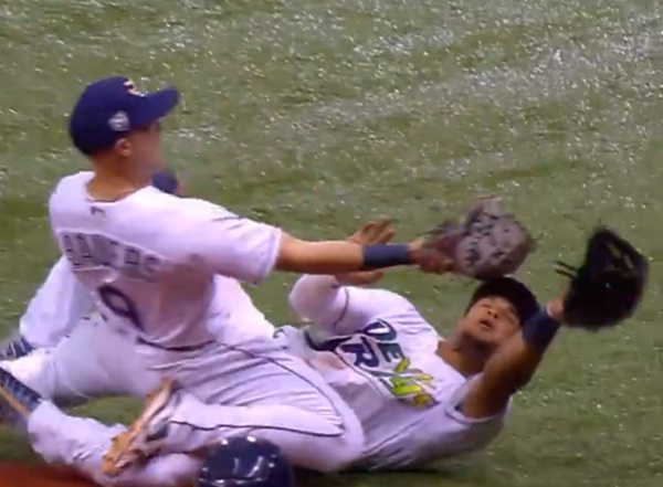 Rays Ballers Carlos Gomez & Jake Bauers Smash Pelvis to Pelvis