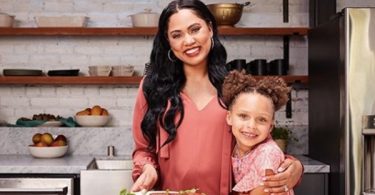 Step Curry Wife Ayesha Curry Being HATED on in Houston