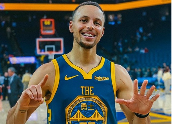 Stephen Curry Leaves Out Key Details To Get “Free” Party Tickets