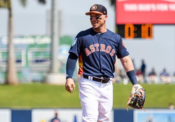  Alex Bregman Signs New 6 Year $100M Deal with Astros