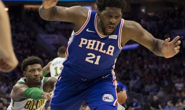Marcus Smart Ejected for Shoving Joel Embiid