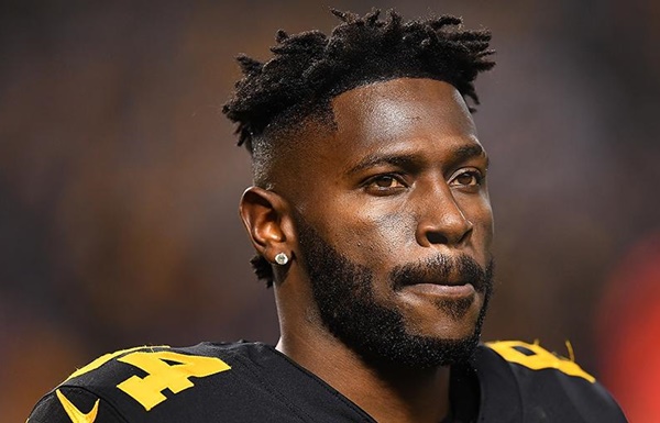 Antonio Brown Returns To Pittsburgh For Court Hearing