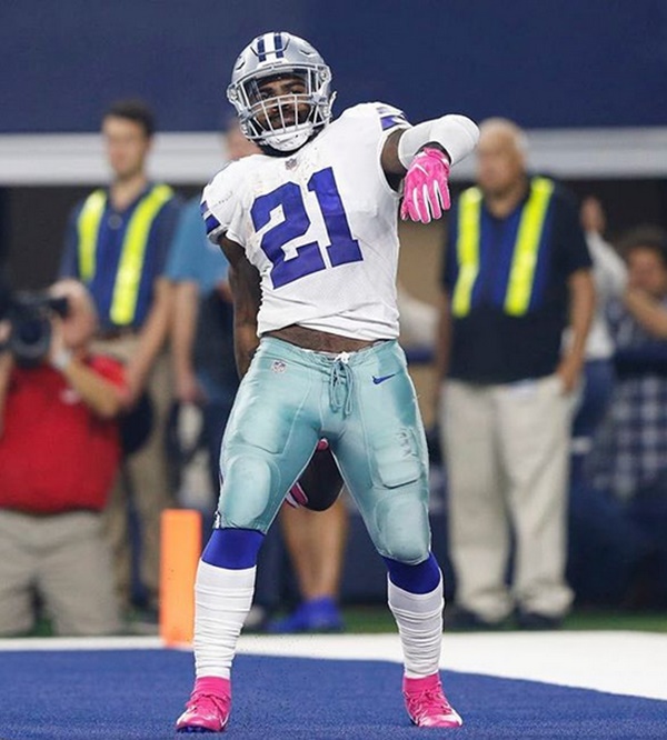 Ezekiell Elliott Heading Back to Dallas For Contract Offer