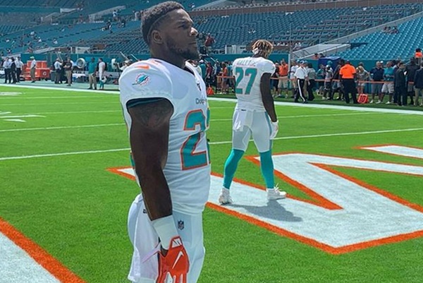 Mark Walton Beat Pregnant GF After He Learns He Was The Father