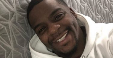 Clinton Portis Among 10 NFL Players Charged In Health Care Scam