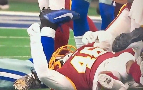 Redskins Safety Maurice Smith Brutally Knocked Out