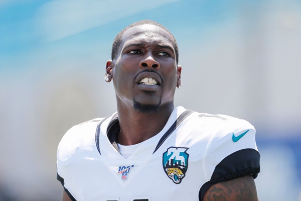 Patriots Sign WR Marqise Lee; Redskins Trade Trent Williams 