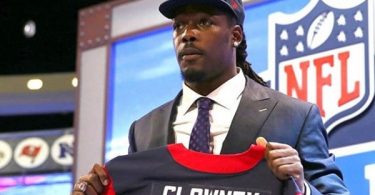 Jadeveon Clowney Reportedly Signing With Titans
