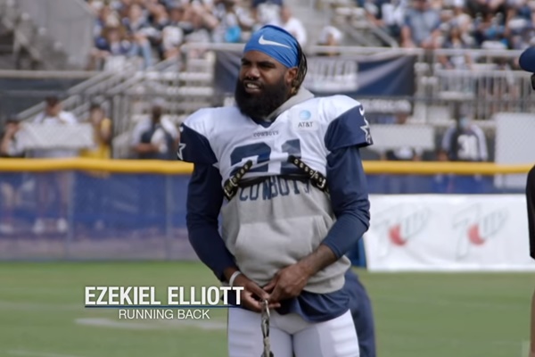Cowboys RB Ezekiel Elliott Baby Powder Video is Hilarious