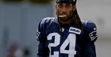 Patriots Trade CB Stephon Gilmore to Panthers for 2023 6th-Round Pick