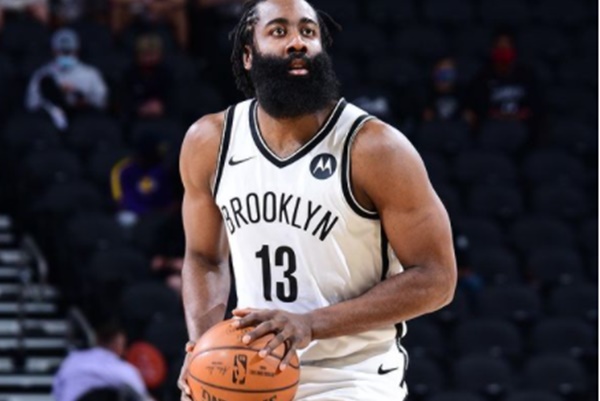 Sixers Reportedly Interested In Signing James Harden