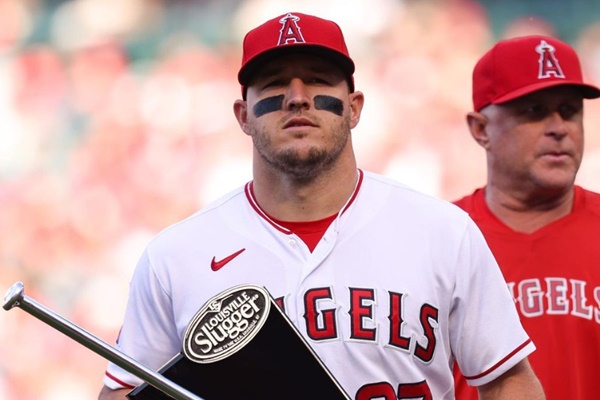 Mike Trout Stays As Angels GM Rules Out Trade